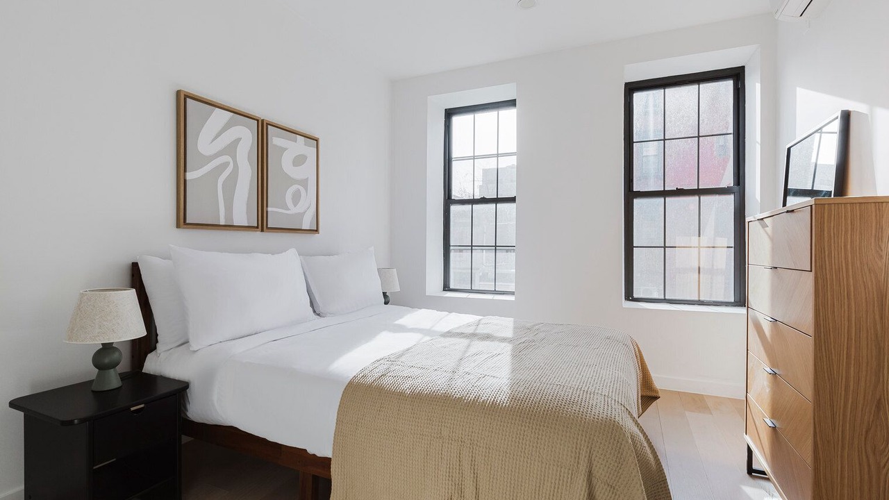 Photo of Bedroom in Greenpoint