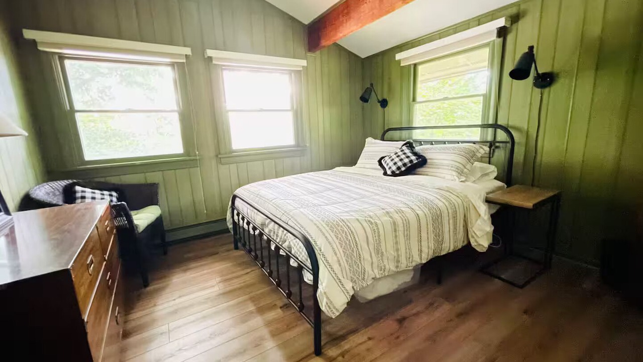 Photo of Bedroom in Boswell
