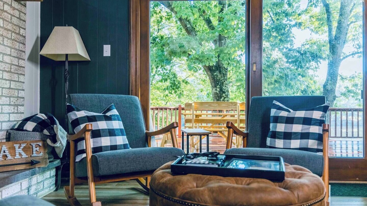Photo of Livingroom in Boswell