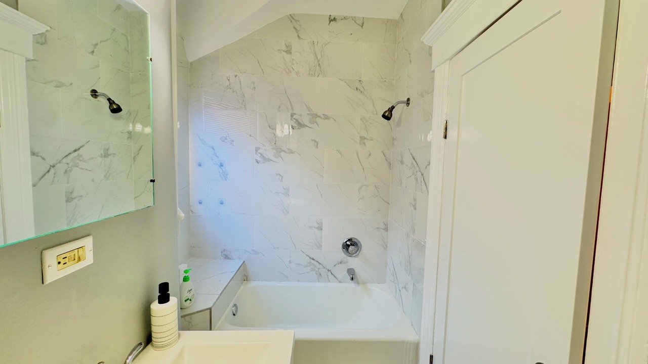 Photo of Bathroom in Weehawken