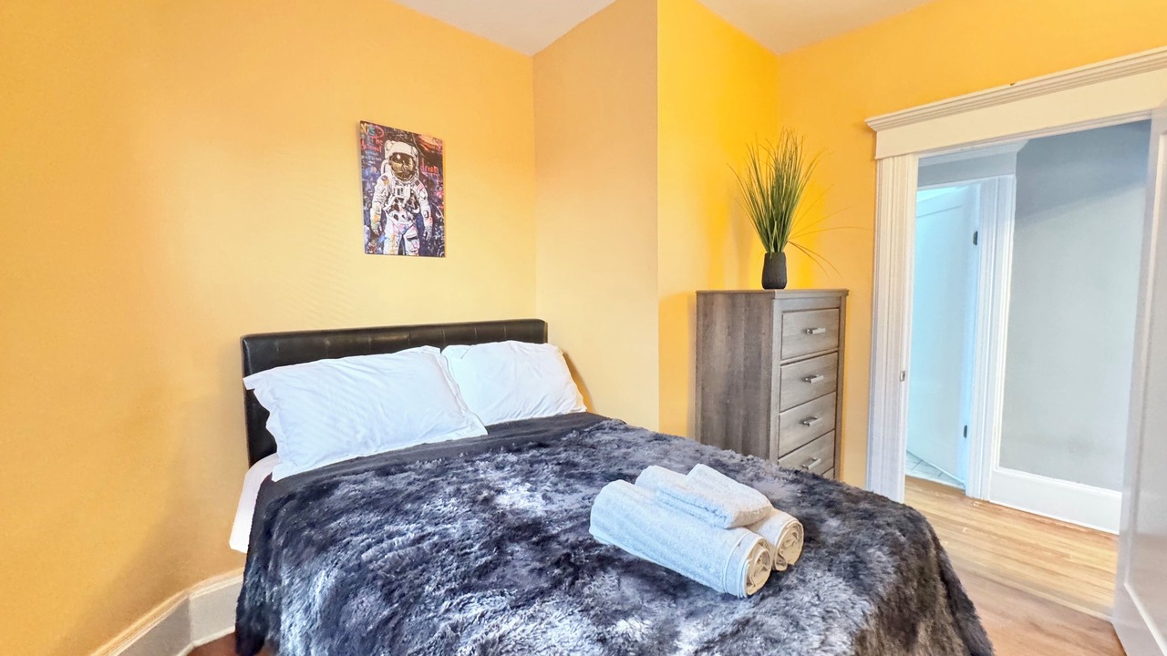 Photo of Bedroom in Weehawken