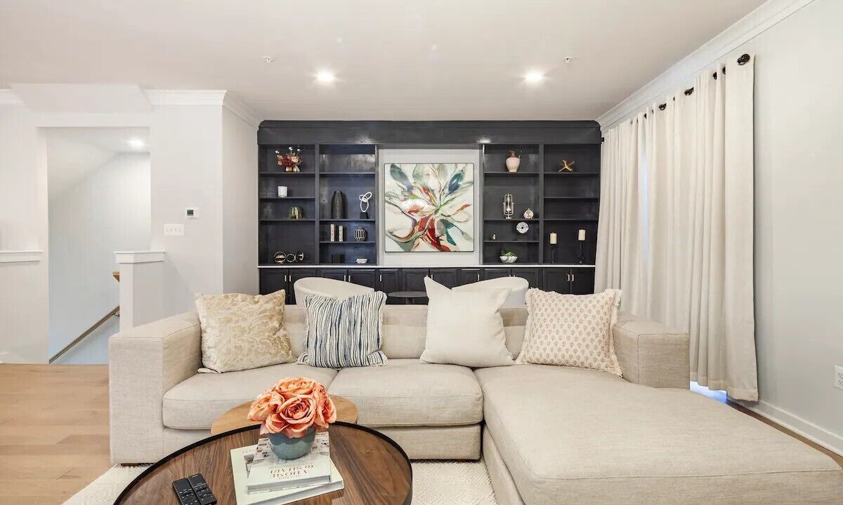 Photo of Livingroom in Upper Marlboro