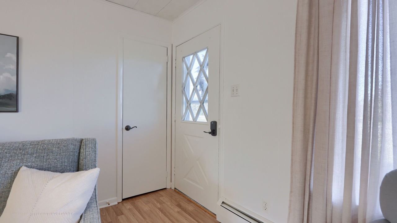 Photo of Livingroom in Spring Glen