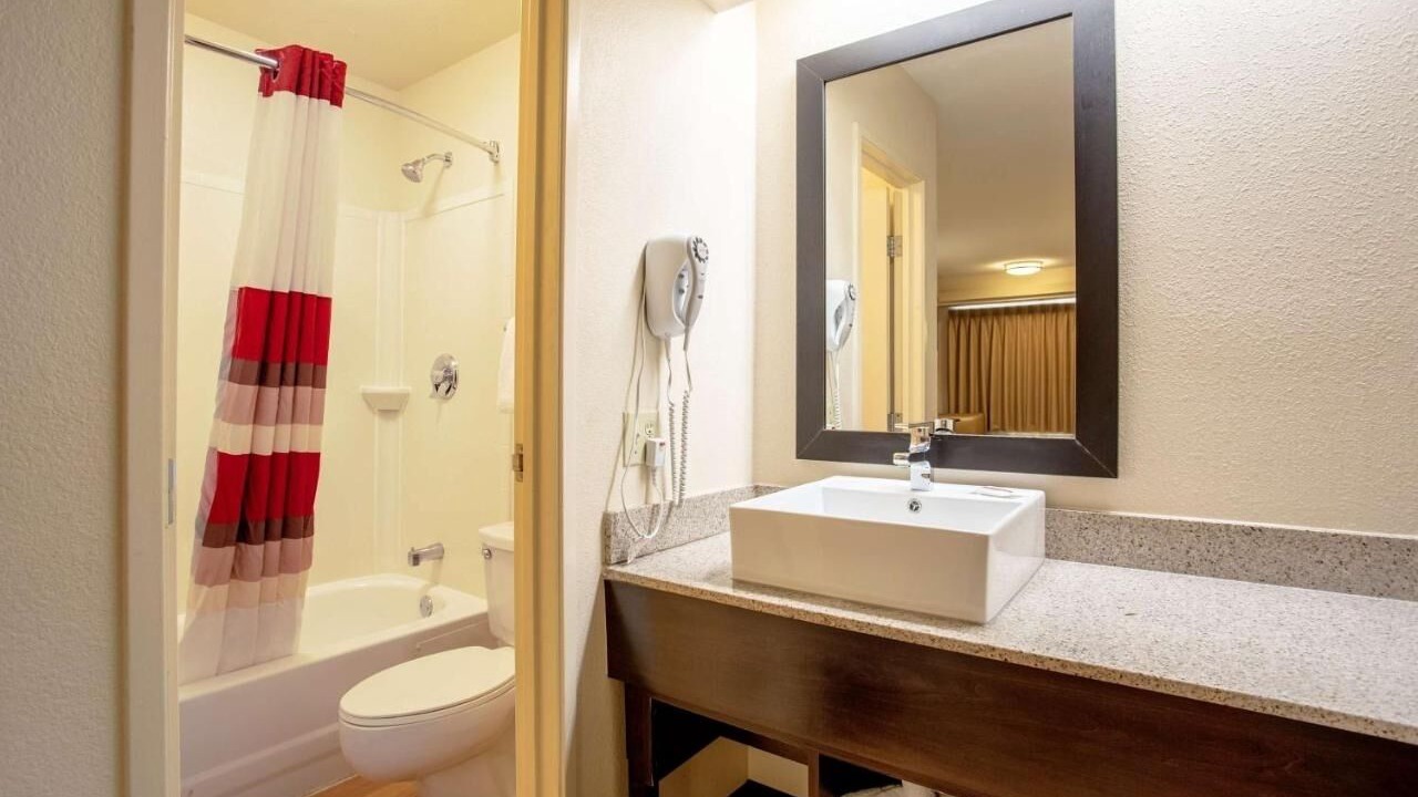 Photo of Bathroom in Linthicum Heights