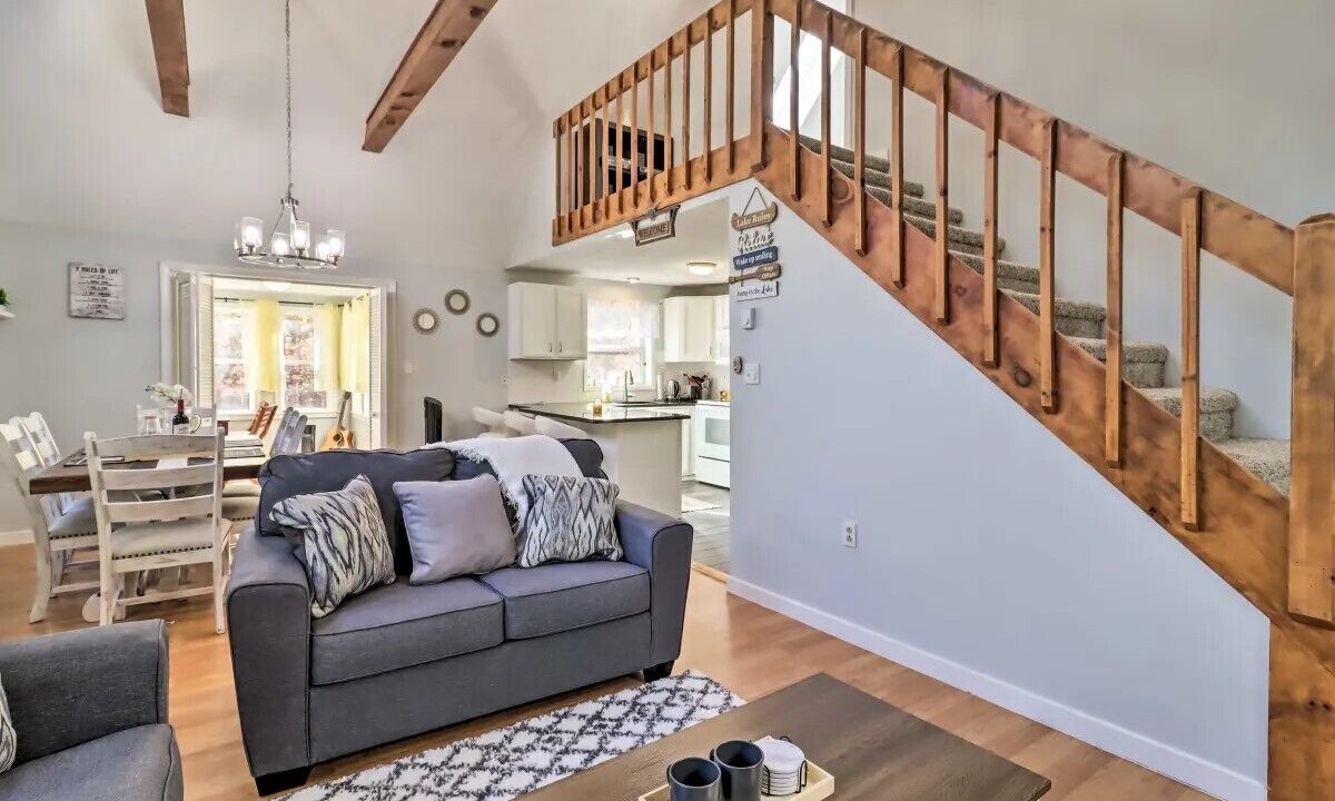 Photo of Livingroom in Mount Pocahontas