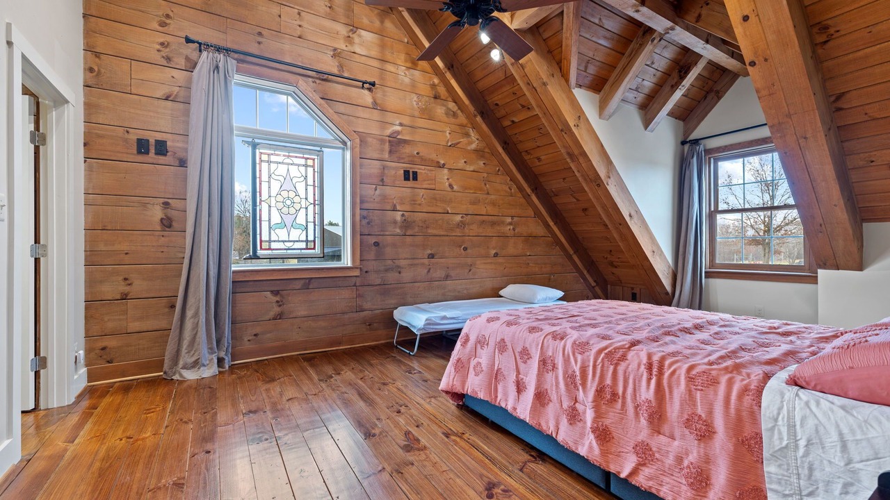 Photo of Bedroom in Tuscarora