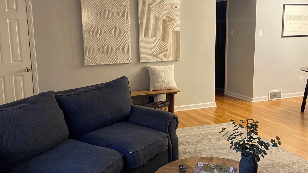 Photo of Livingroom in Silver Lake