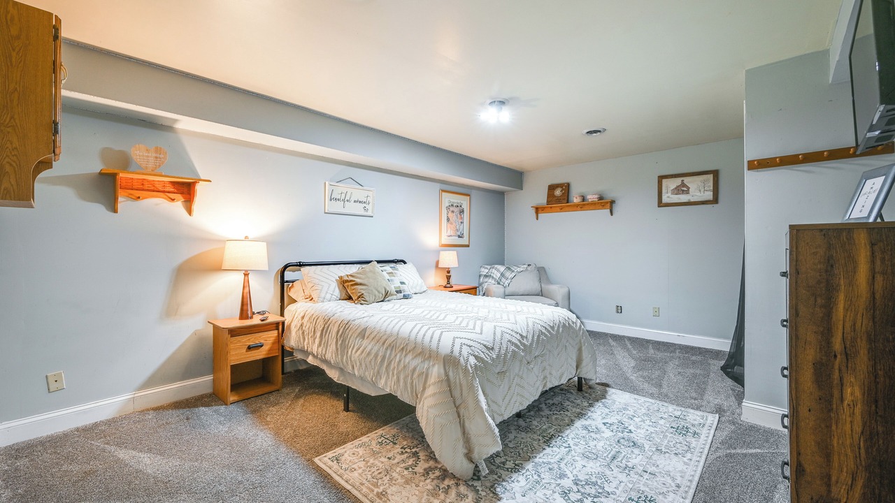Photo of Bedroom in Halfway