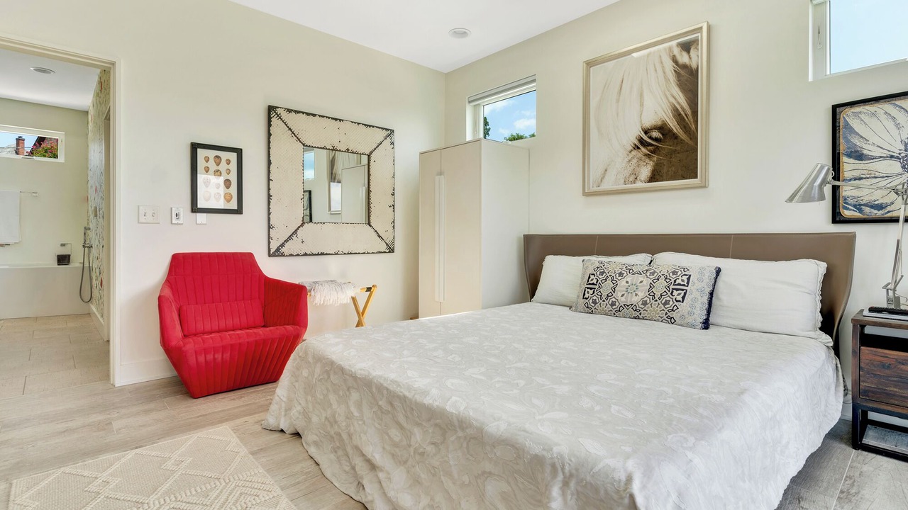 Photo of Bedroom in Northside