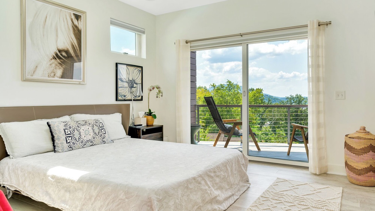 Photo of Bedroom in Northside
