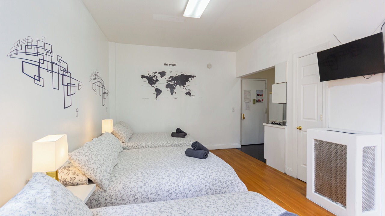 Photo of Bedroom in Midtown