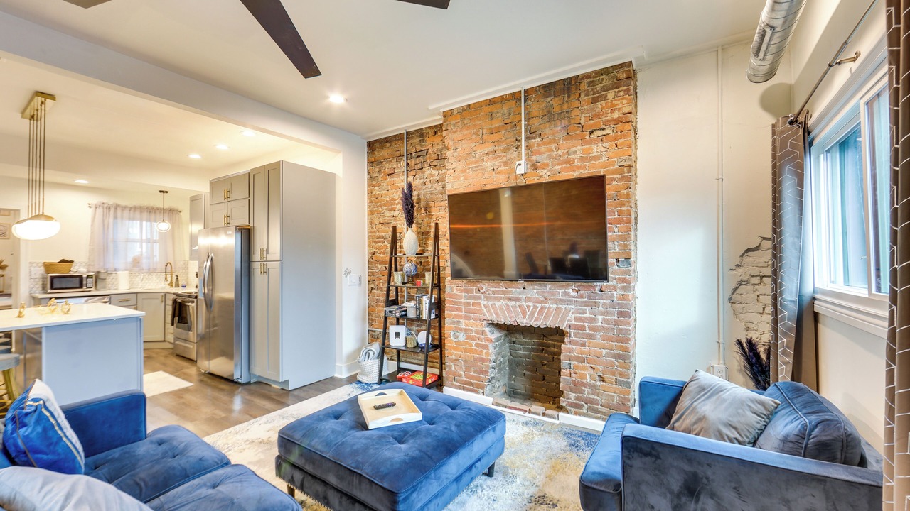 Photo of Bedroom in Central Northside