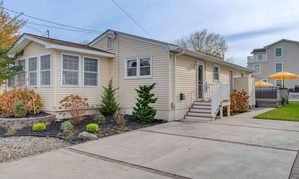Photo of Outdoor in Avalon