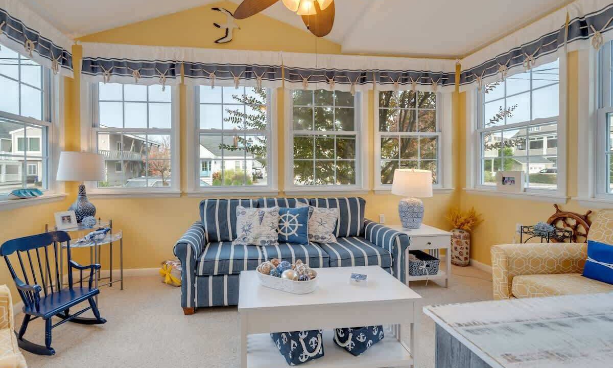 Photo of Livingroom in Avalon