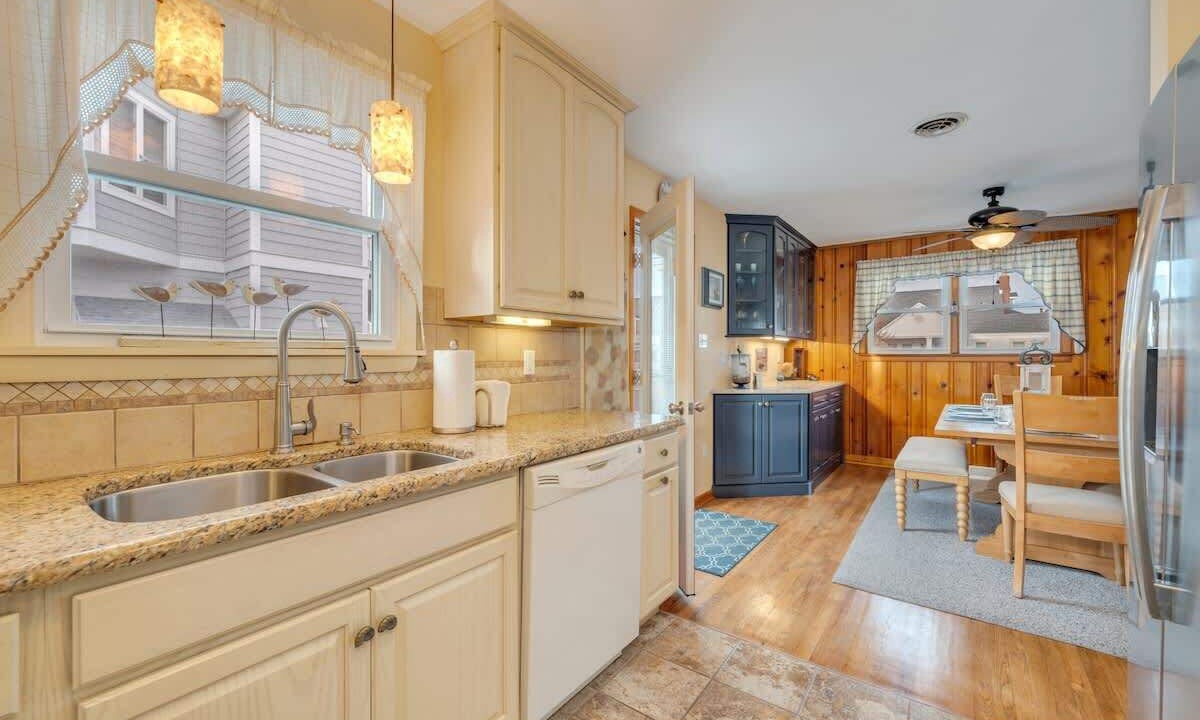 Photo of Kitchen in Avalon