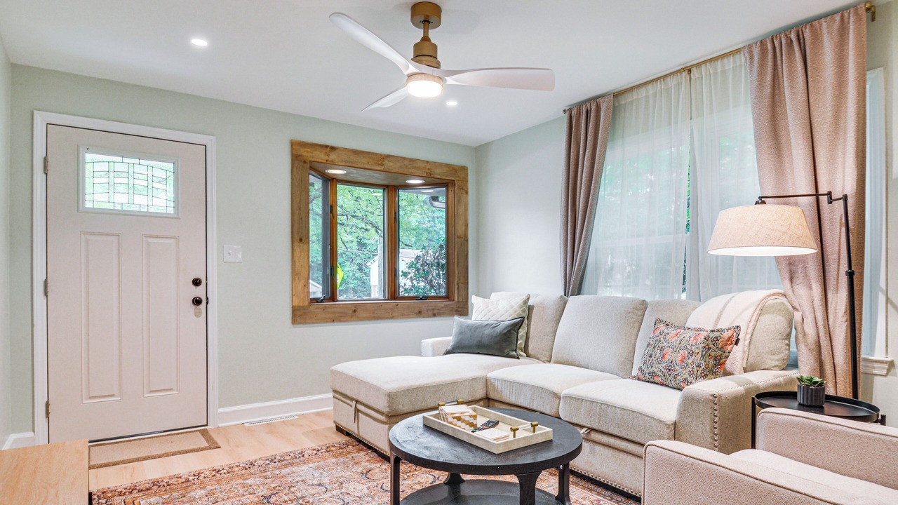 Photo of Livingroom in Cary