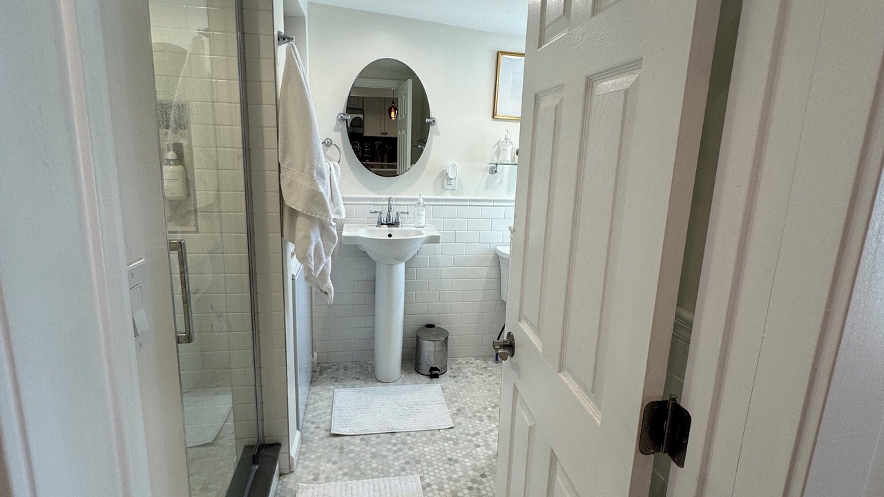Photo of Bathroom in Lambertville