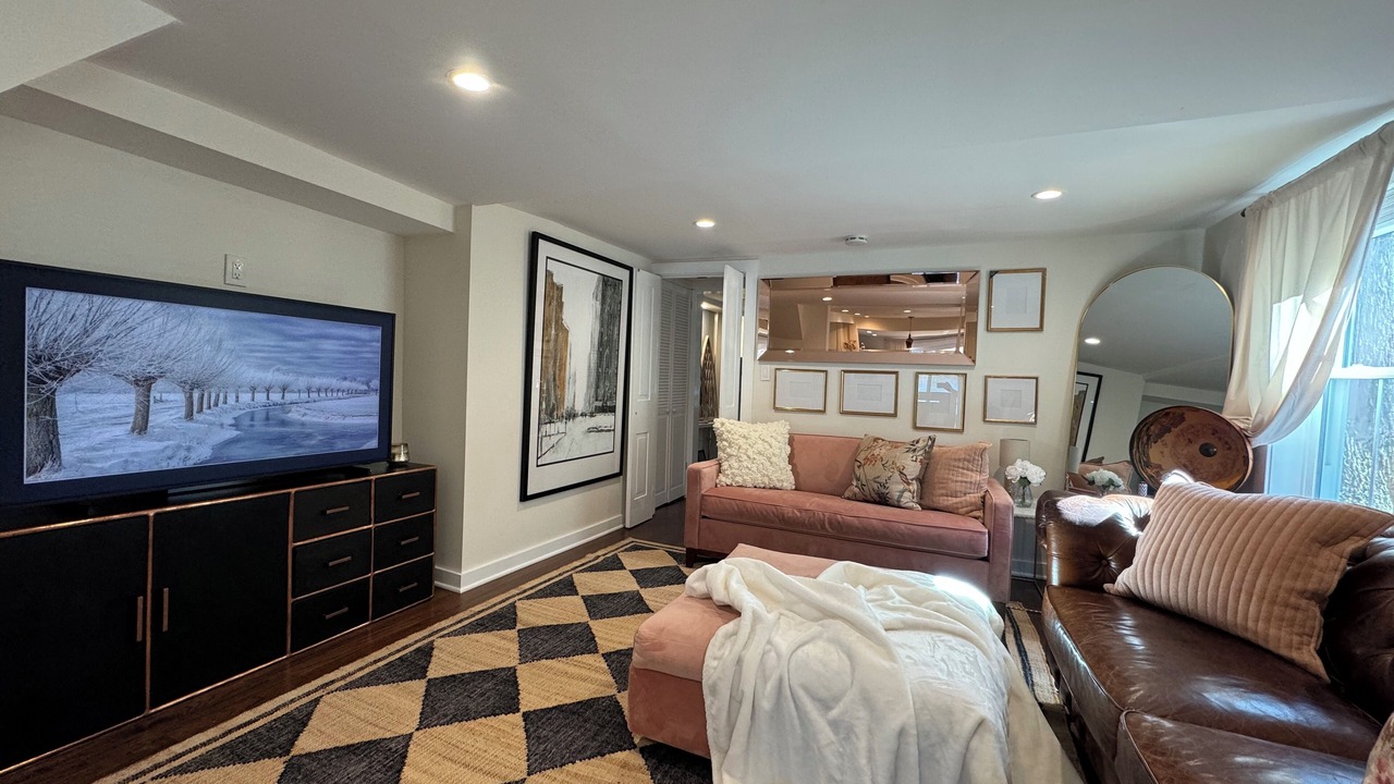 Photo of Livingroom in Lambertville