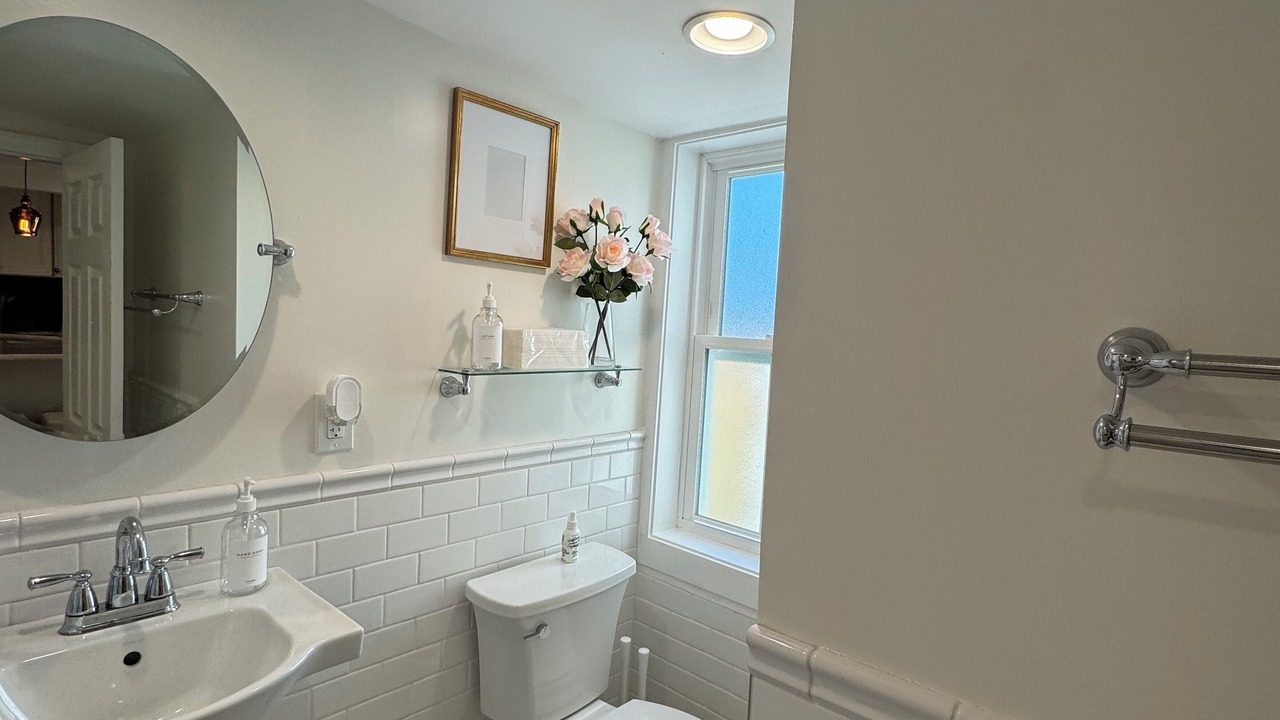Photo of Bathroom in Lambertville
