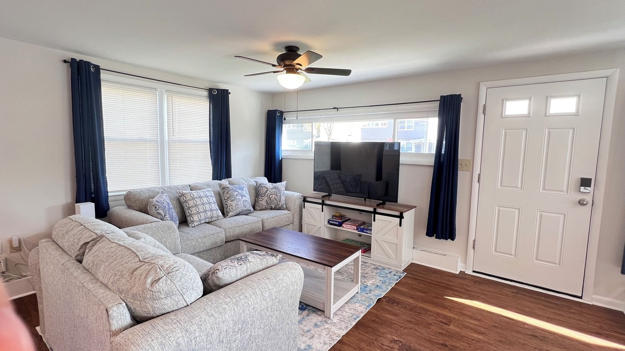 Photo of Livingroom in Catonsville
