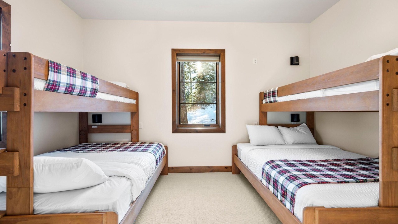 Photo of Bedroom in Tamarack Resort