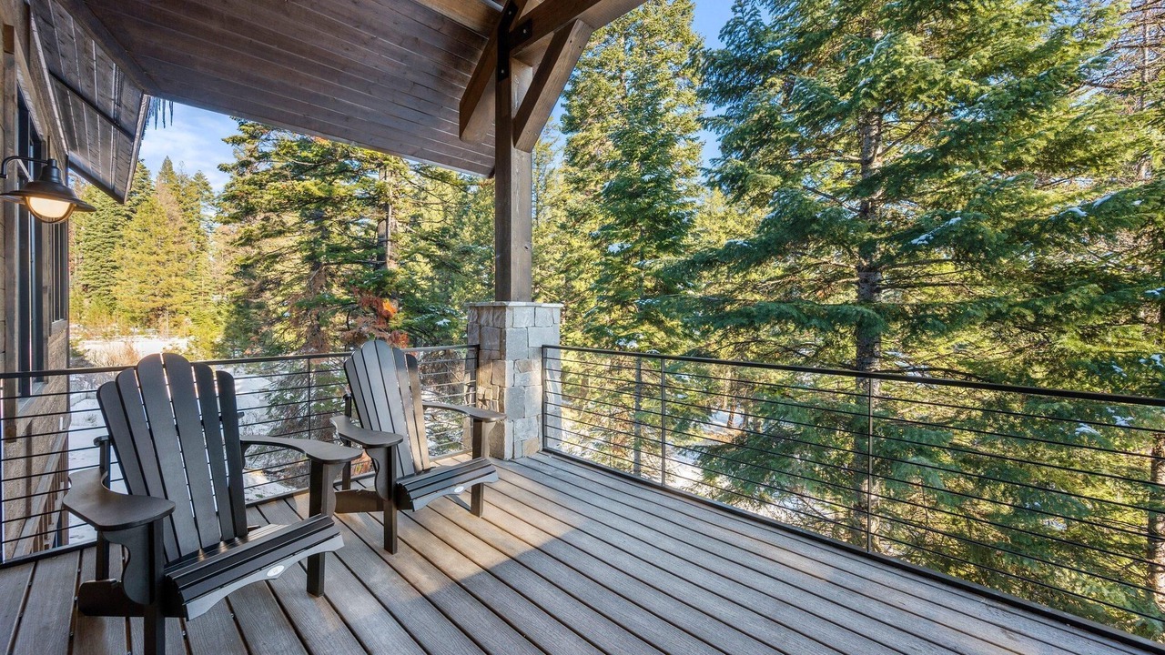 Photo of Patio Balcony in Tamarack Resort