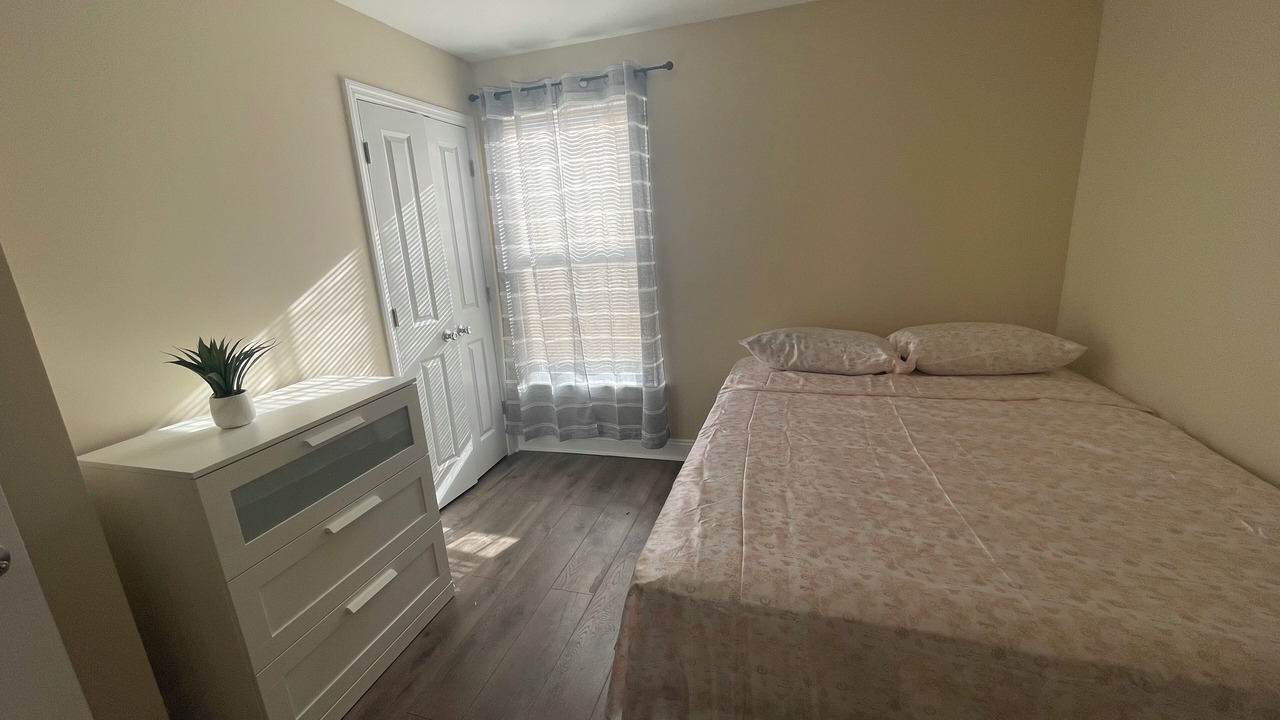 Photo of Bedroom in Irvington