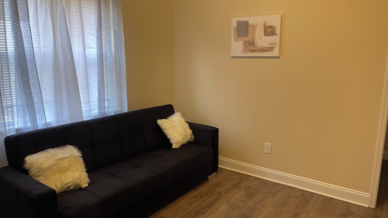 Photo of Livingroom in Irvington