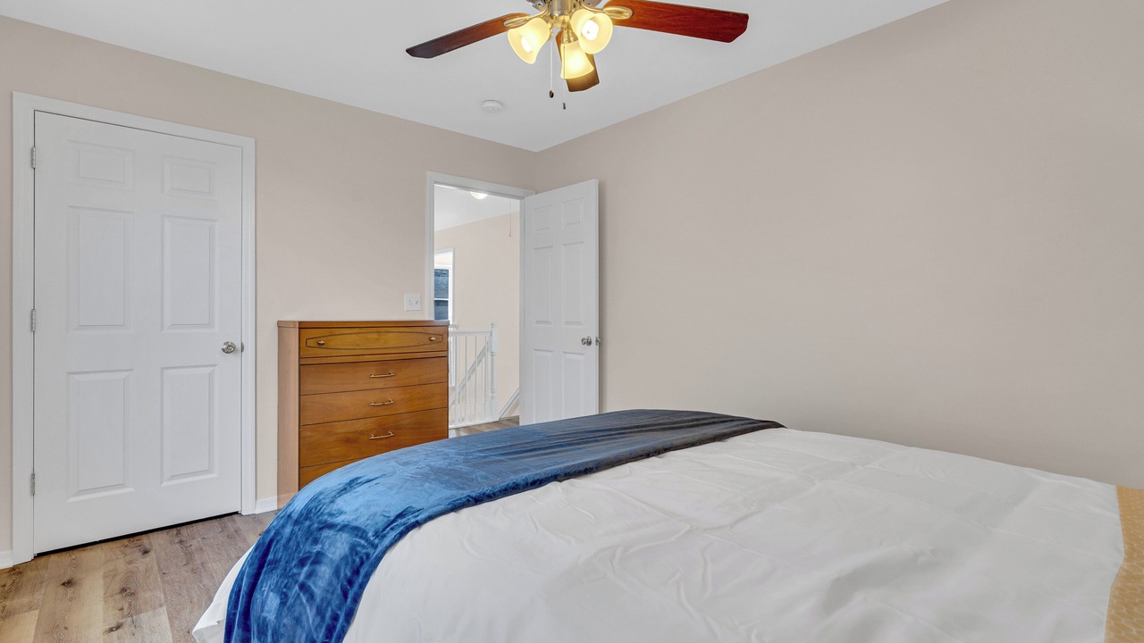 Photo of Bedroom in Keansburg