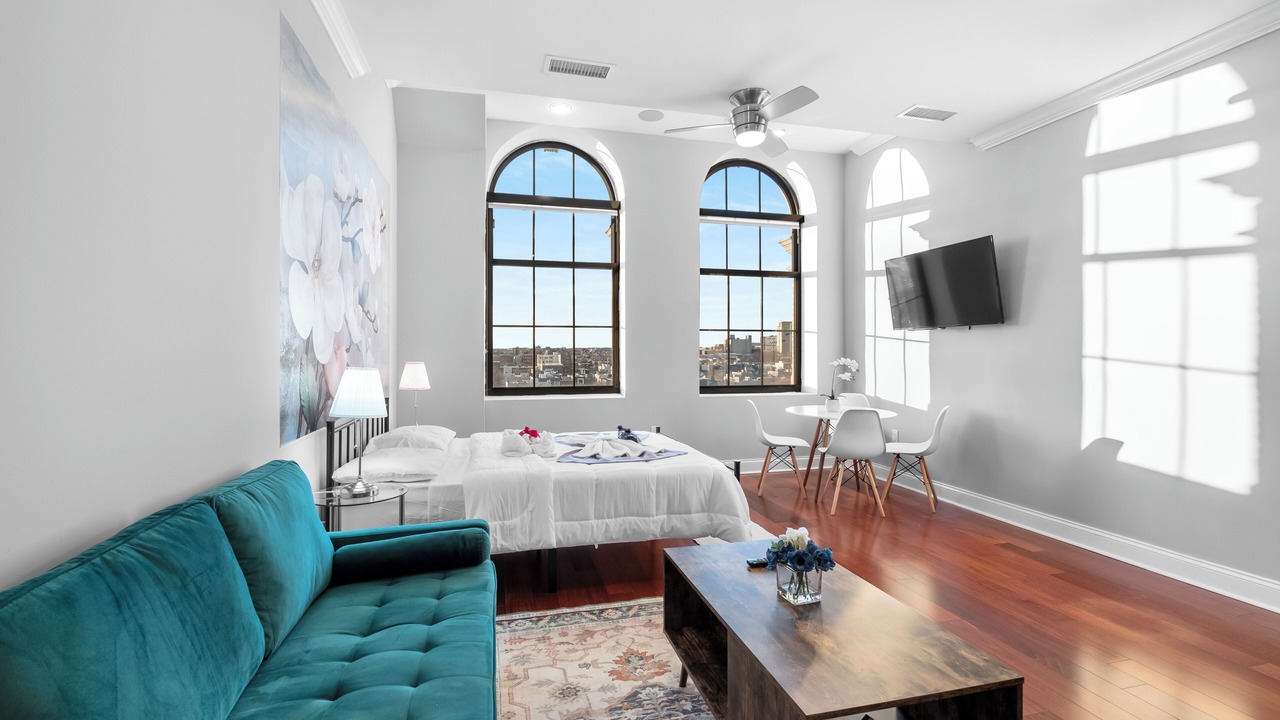 Photo of Livingroom in North Philadelphia