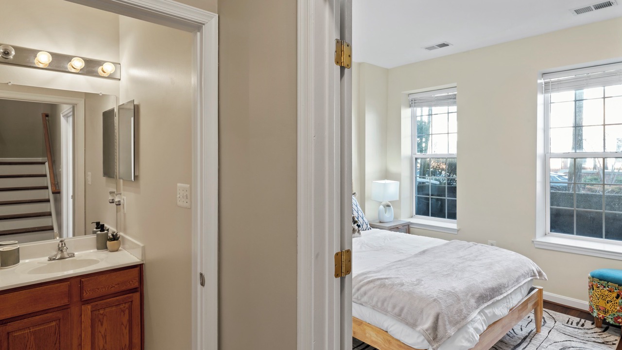 Photo of Bedroom in Suitland