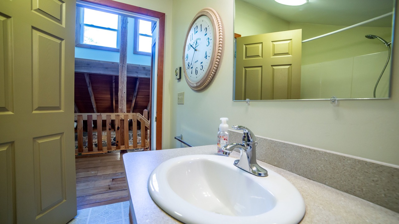 Photo of Bathroom in Bodines