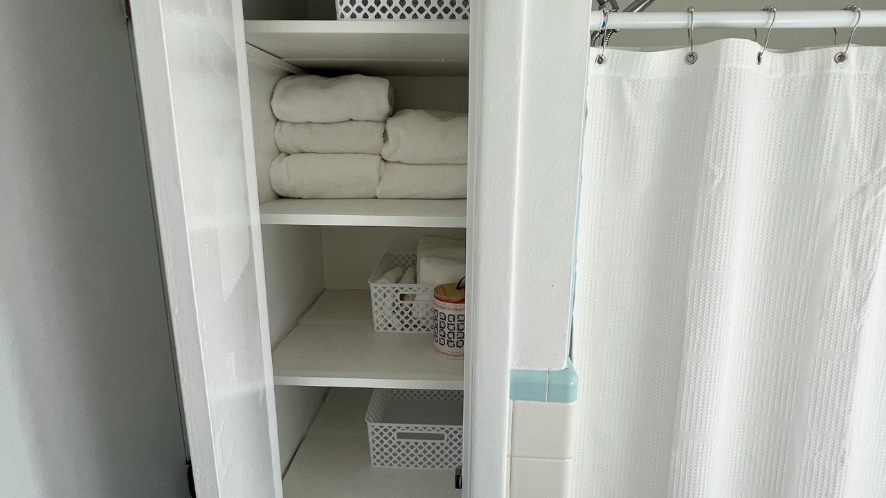 Photo of Bathroom in Roselawn Finance