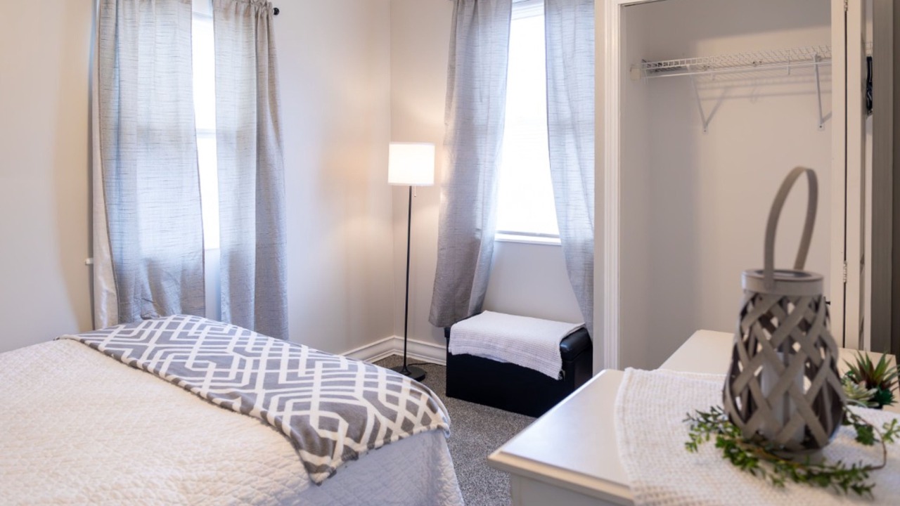 Photo of Bedroom in Salem