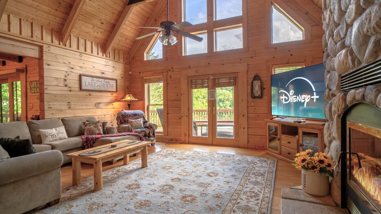 Photo of Livingroom in Tazewell