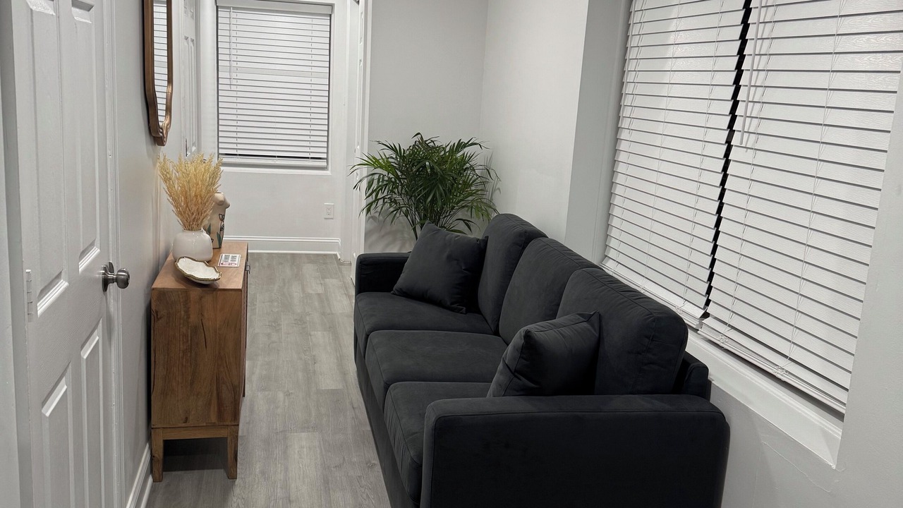 Photo of Livingroom in West New York