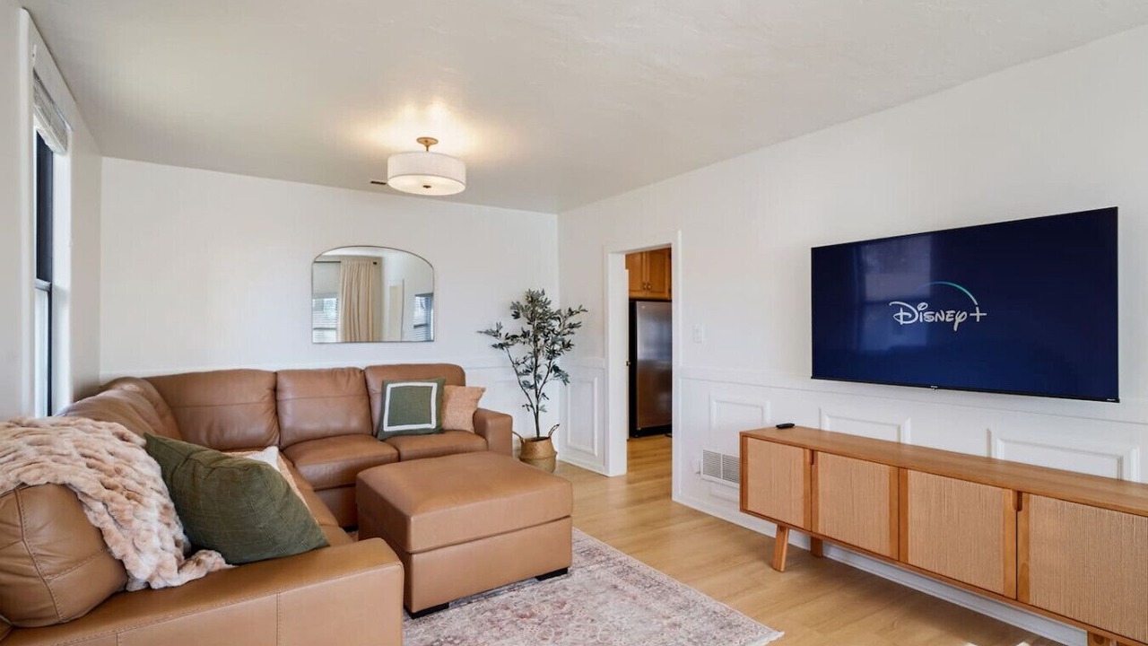 Photo of Livingroom in Provo