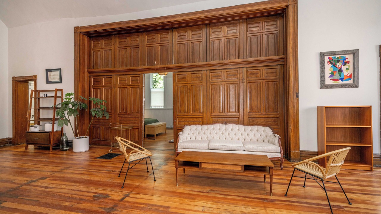 Photo of Livingroom in Covington