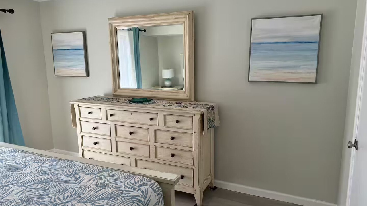 Photo of Bedroom in Seaside Heights
