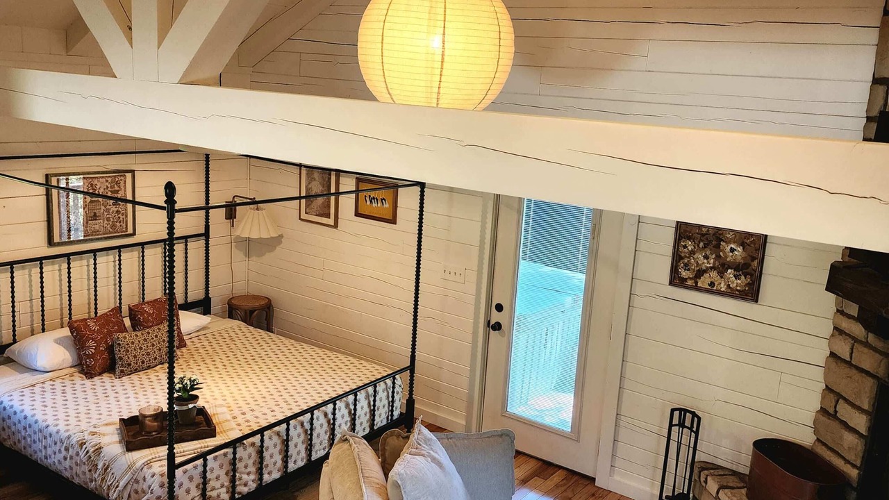 Photo of Bedroom in Logan