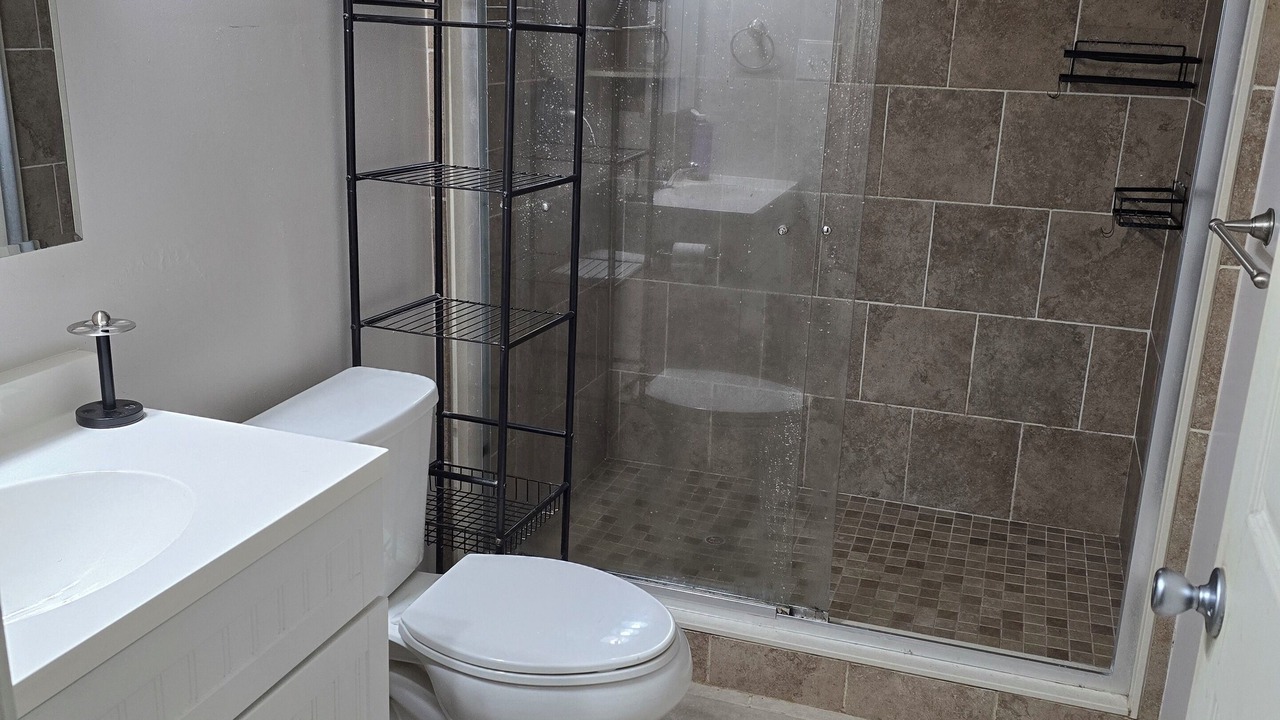 Photo of Bathroom in Mosby