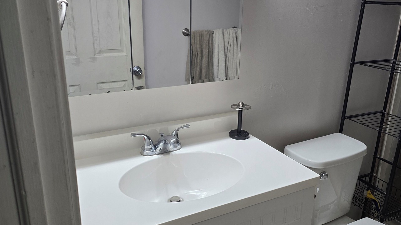 Photo of Bathroom in Mosby