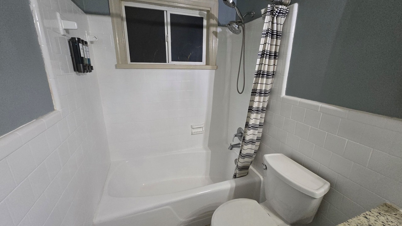 Photo of Bathroom in Mosby