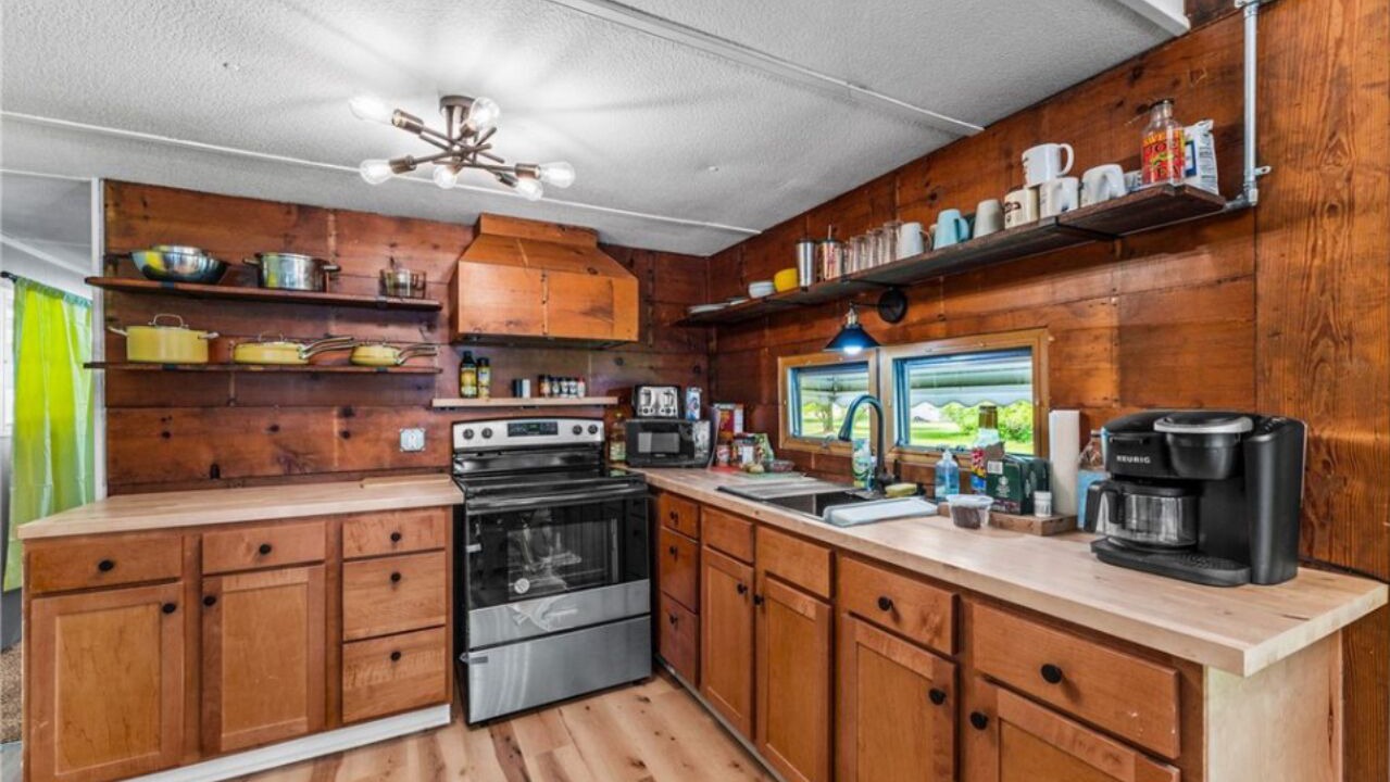 Photo of Kitchen in Pymatuning Central