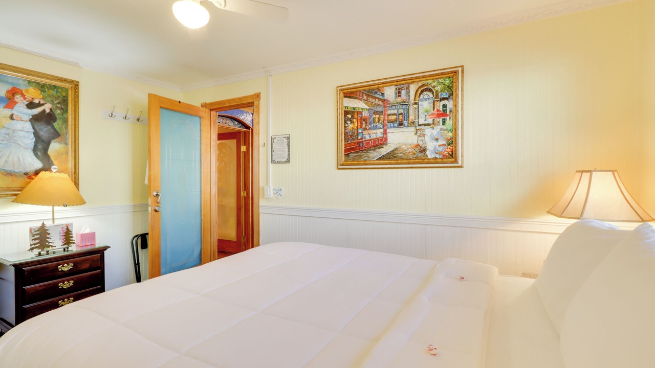 Photo of Bedroom in Downtown Reno