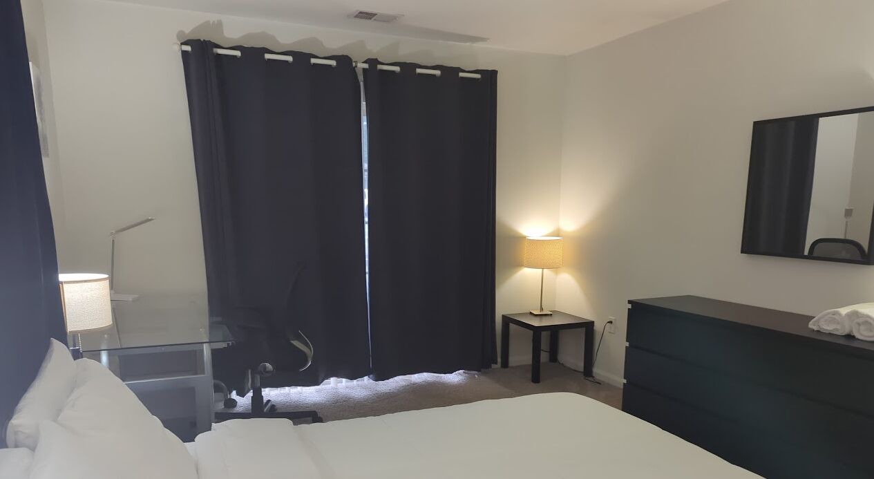 Photo of Bedroom in Iselin