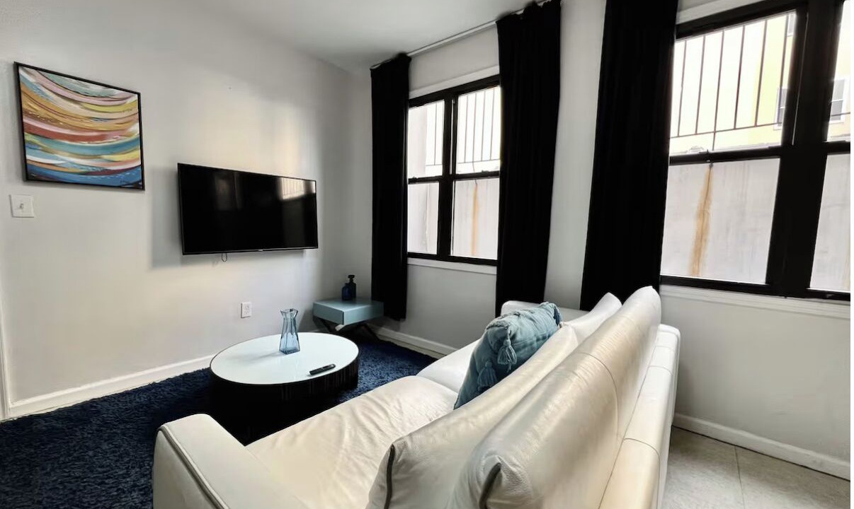 Photo of Livingroom in Chinatown