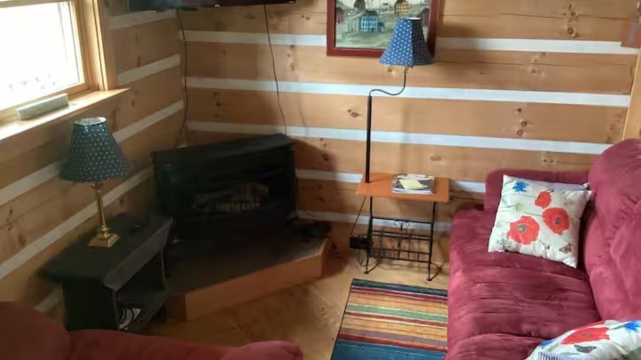 Photo of Livingroom in Marlinton