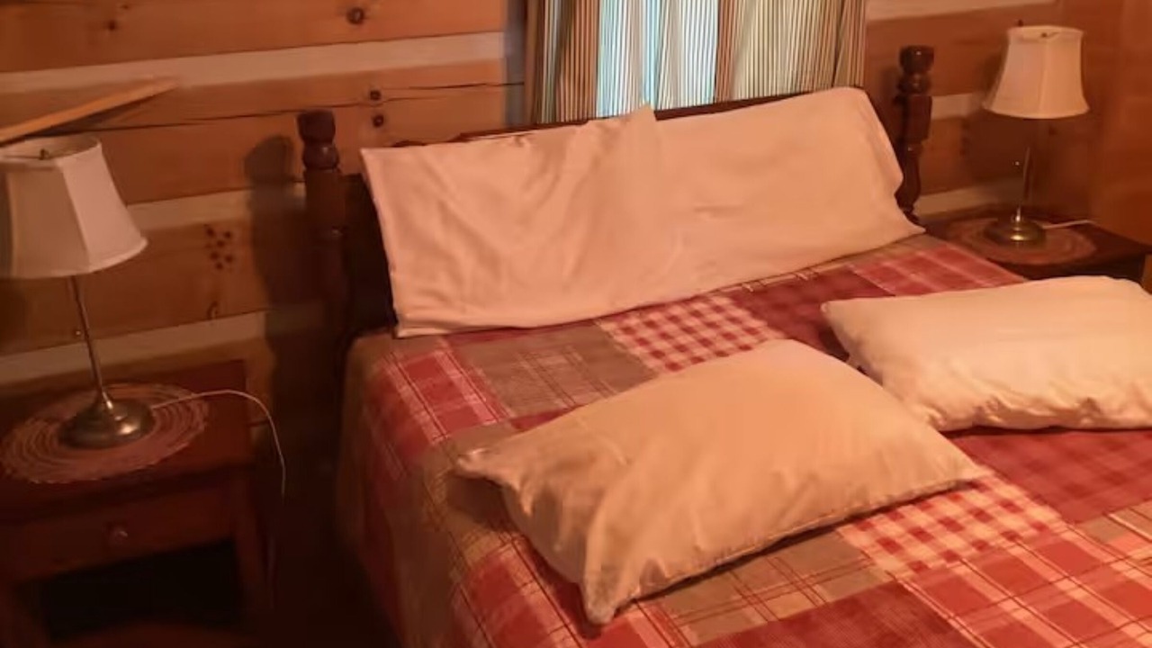 Photo of Bedroom in Marlinton