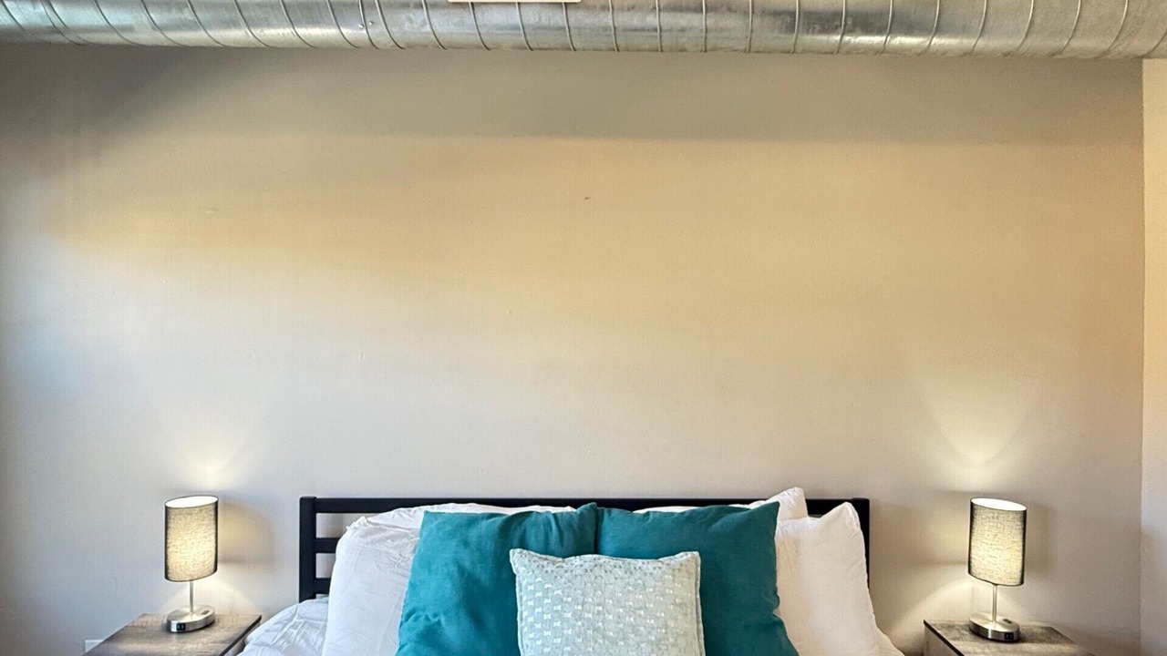 Photo of Bedroom in Point Breeze North